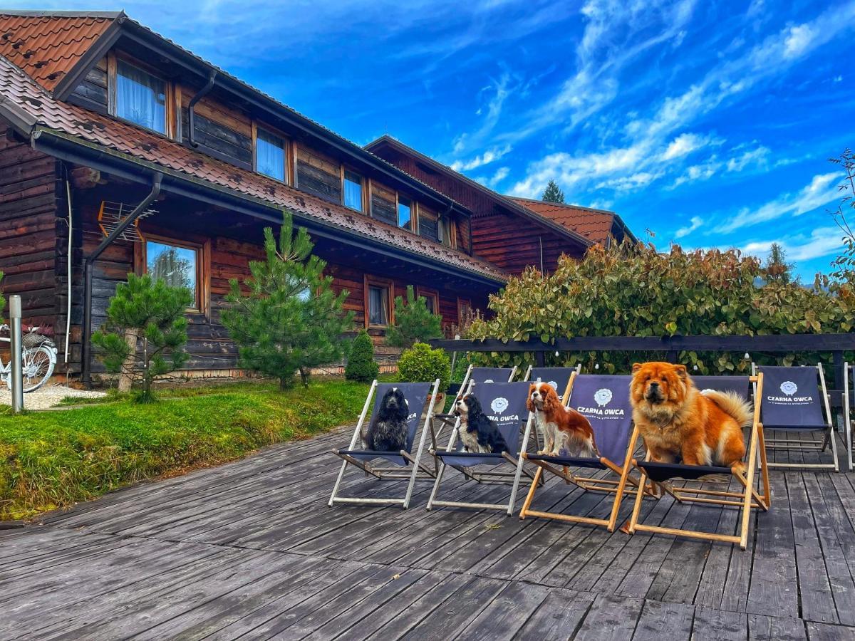 伊斯泰布纳黑羊旅馆住宿加早餐旅馆 外观 照片